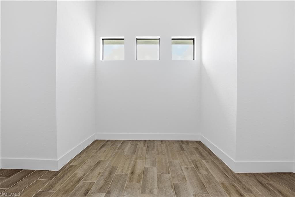 609 38th Ave, Cape Coral, FL 33993-20