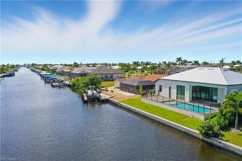 609 38th Ave, Cape Coral, FL 33993-39