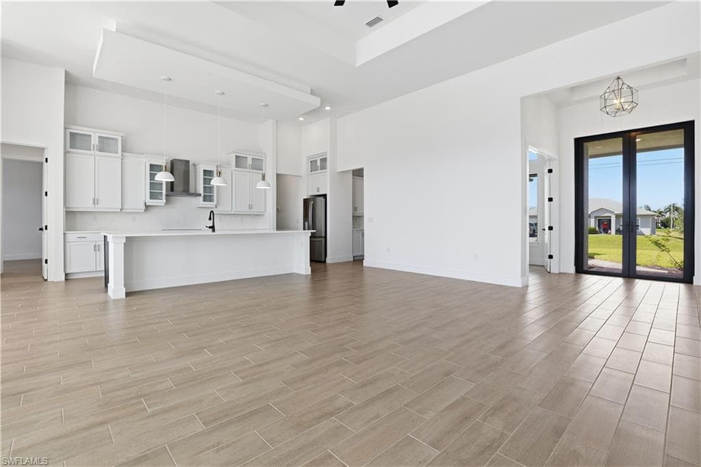 609 38th Ave, Cape Coral, FL 33993-7