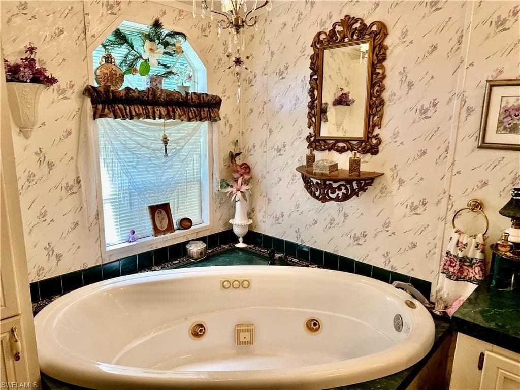 19621 Tamiami Trl 31, North Fort Myers, FL 33903-11