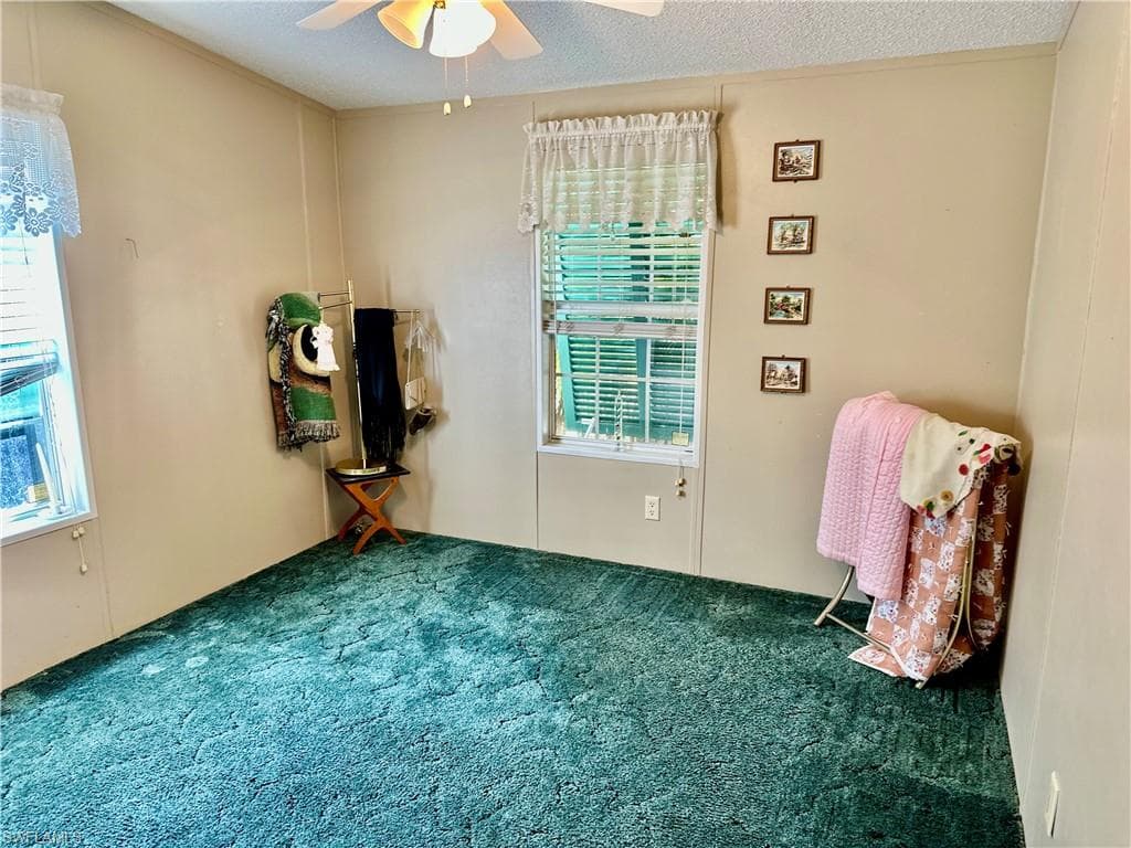 19621 Tamiami Trl 31, North Fort Myers, FL 33903-15