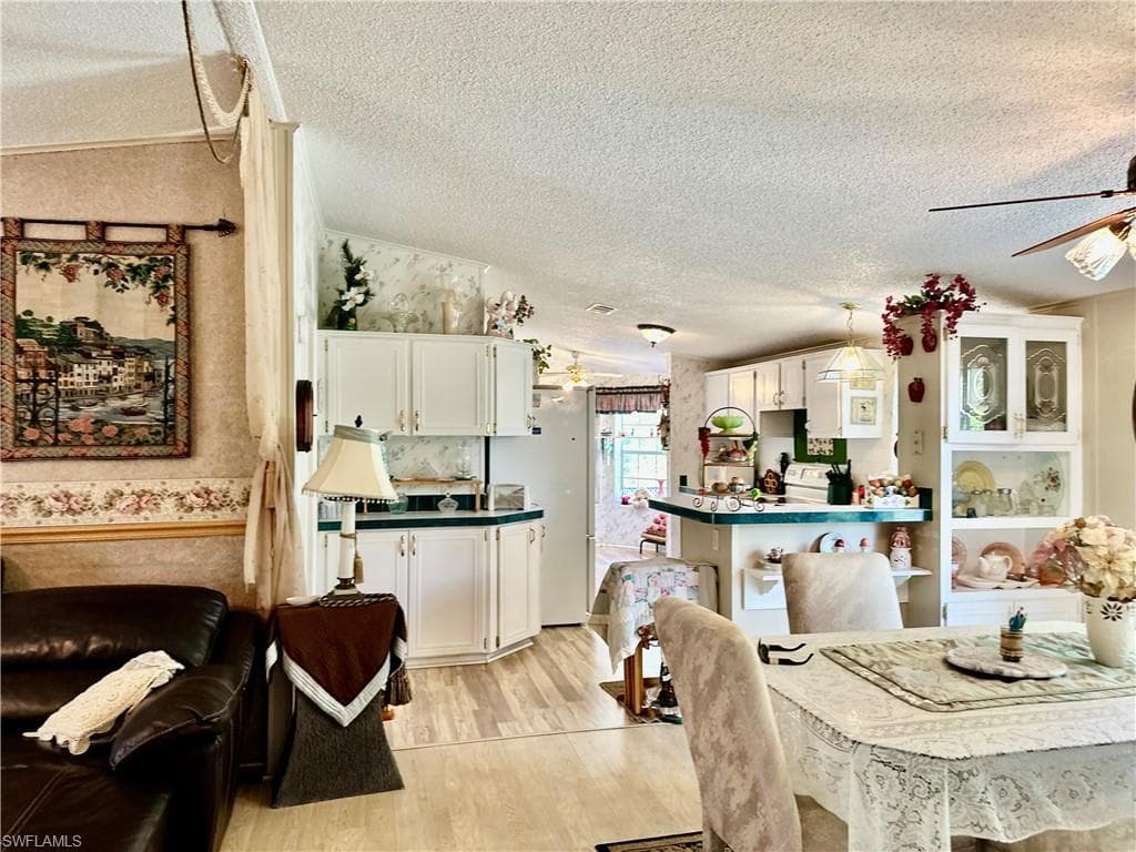 19621 Tamiami Trl 31, North Fort Myers, FL 33903-6