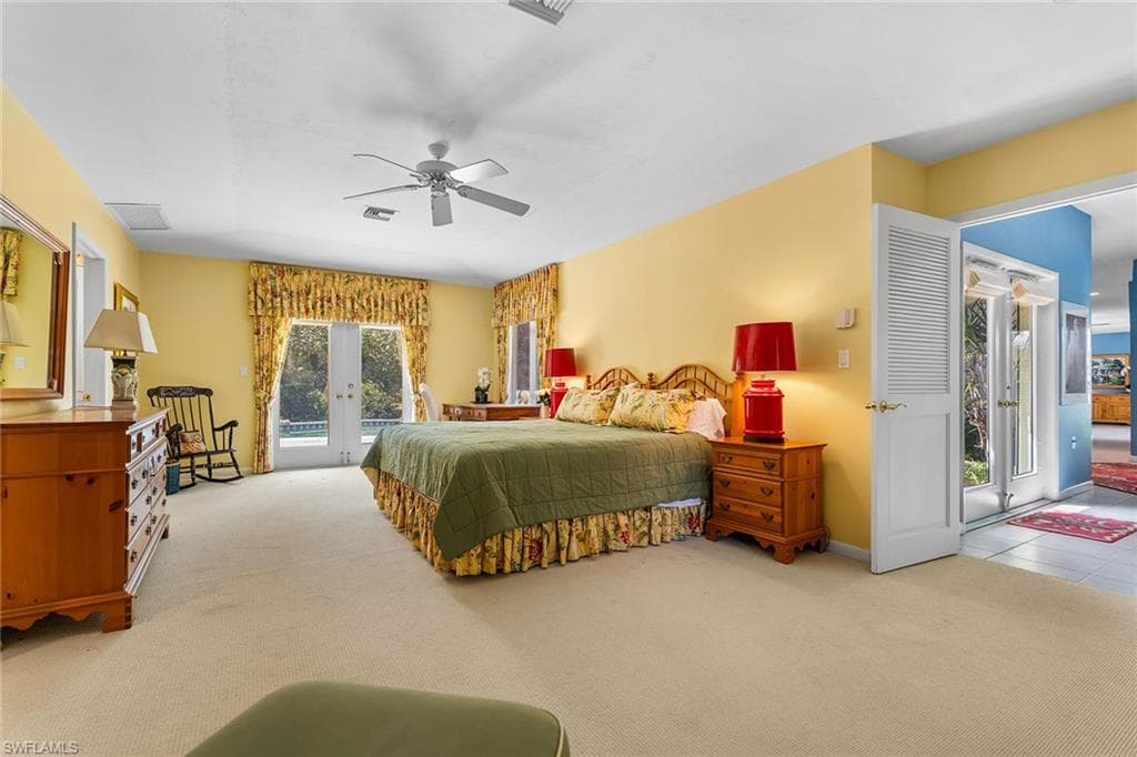280 4th Ave N, Naples, FL 34102-13