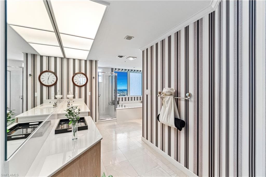 3991 Gulf Shore Blvd N 1703, Naples, FL 34103-11