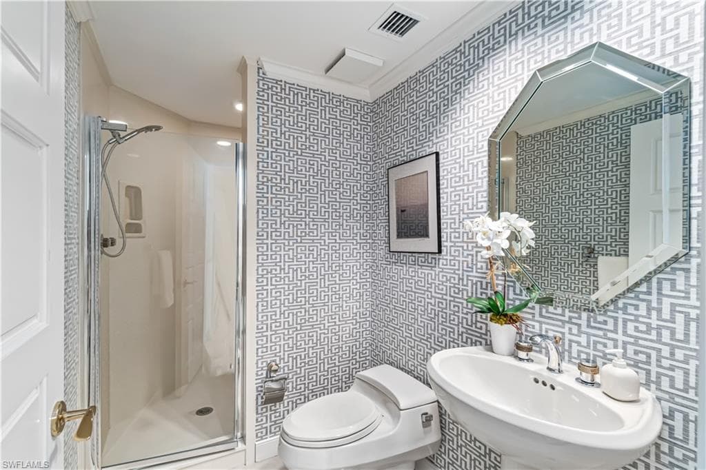 3991 Gulf Shore Blvd N 1703, Naples, FL 34103-17