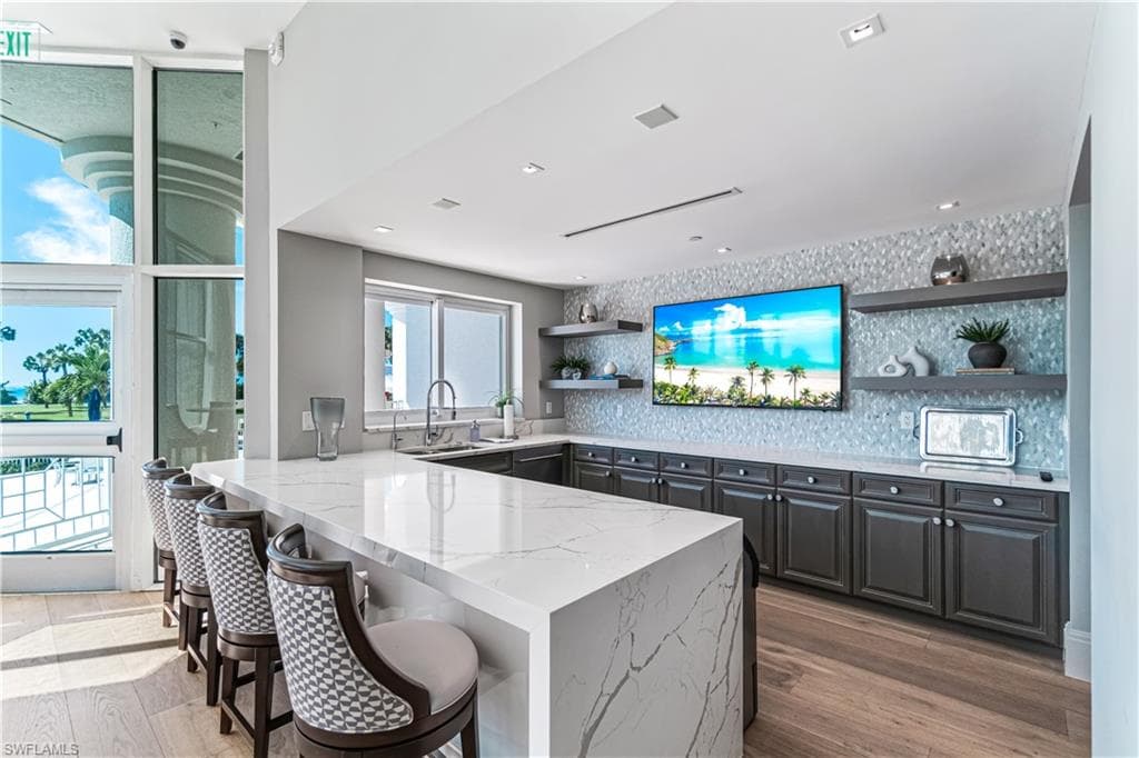 3991 Gulf Shore Blvd N 1703, Naples, FL 34103-26