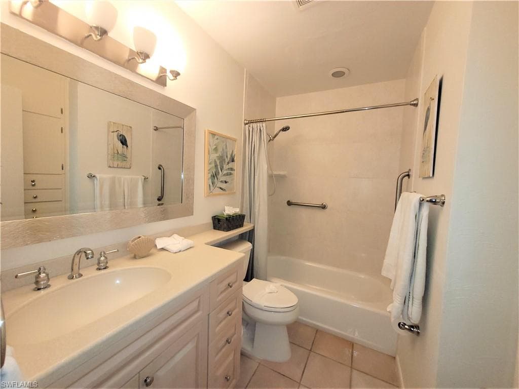 1170 Edington Pl C1, Marco Island, FL 34145-31