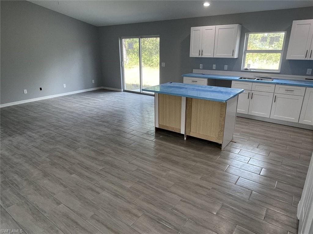 2100 15th St, Lehigh Acres, FL 33972-6