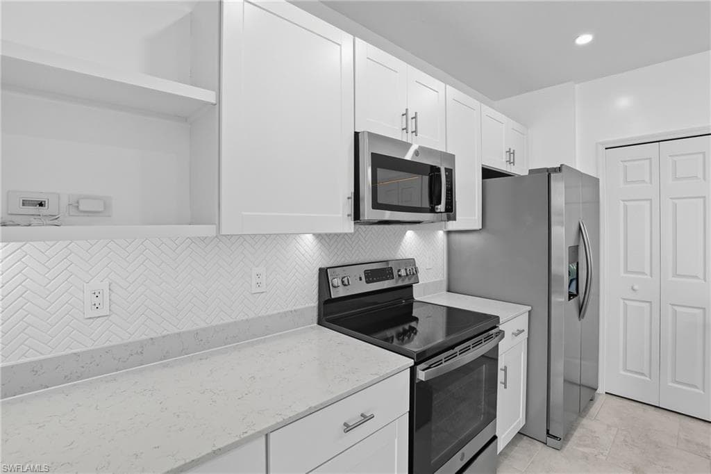 14107 Oviedo Pl, Fort Myers, FL 33905-14