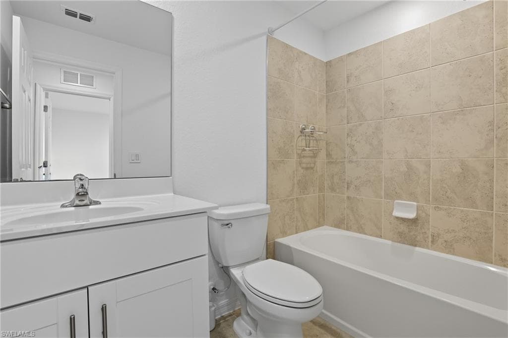 14107 Oviedo Pl, Fort Myers, FL 33905-32