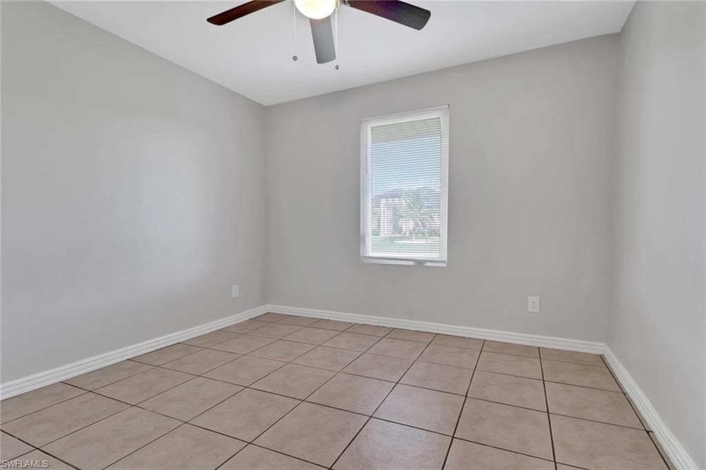 1222 3rd Ave, Cape Coral, FL 33990-16
