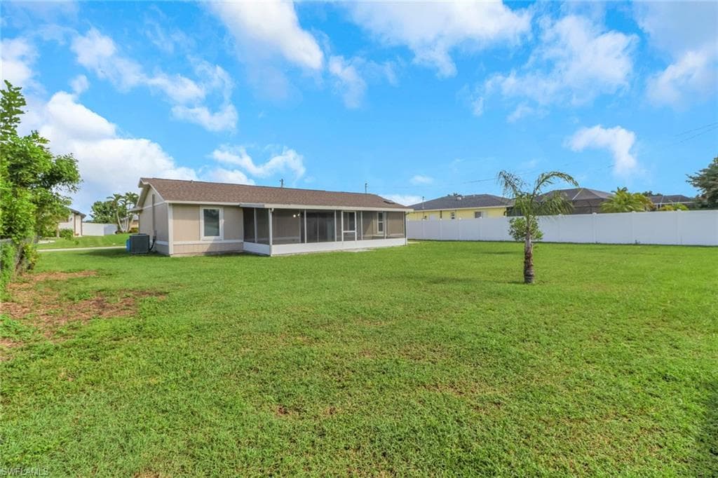 1222 3rd Ave, Cape Coral, FL 33990-24