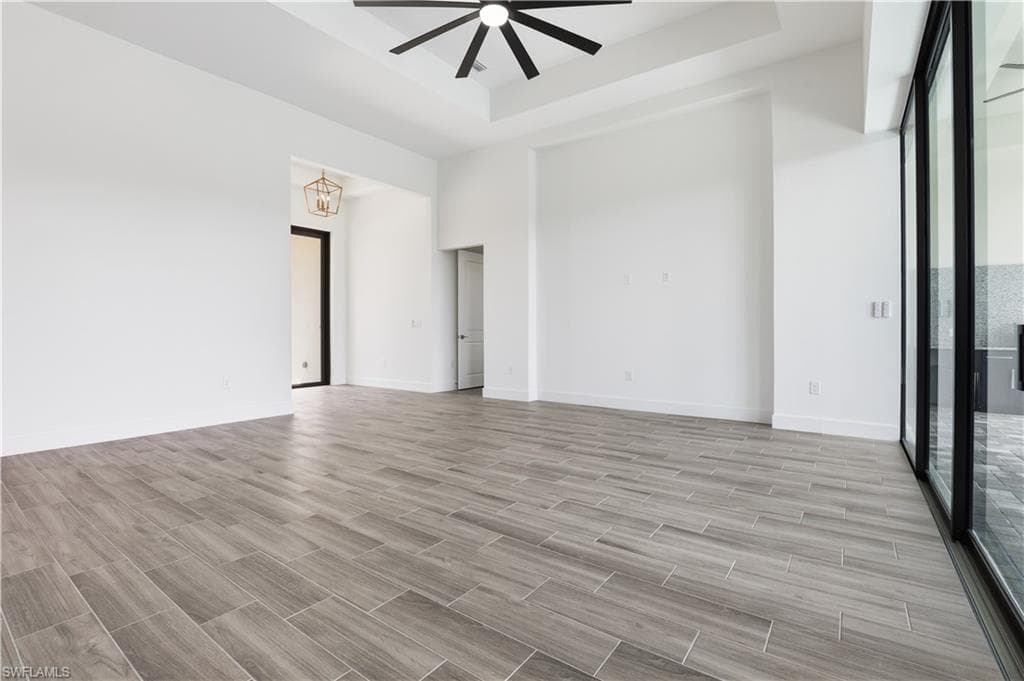 609 39th Ave, Cape Coral, FL 33993-11