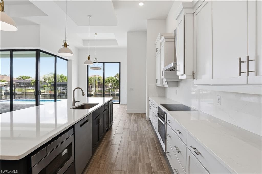 609 39th Ave, Cape Coral, FL 33993-14