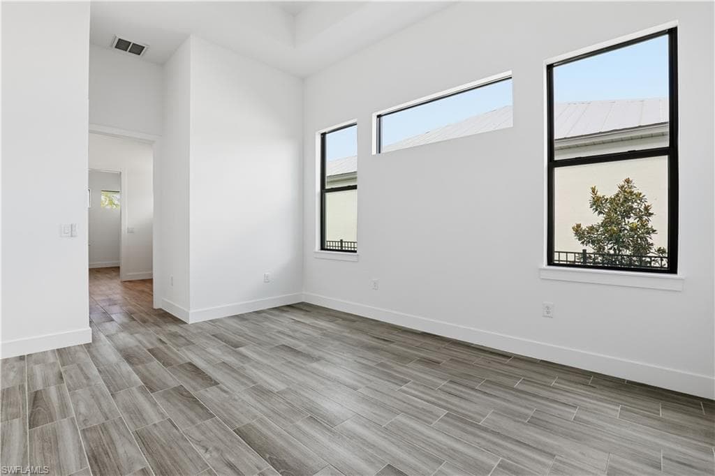 609 39th Ave, Cape Coral, FL 33993-21