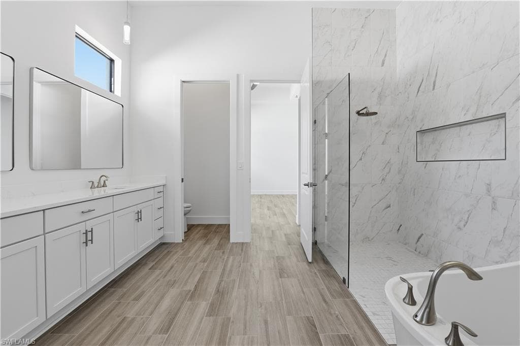 609 39th Ave, Cape Coral, FL 33993-23