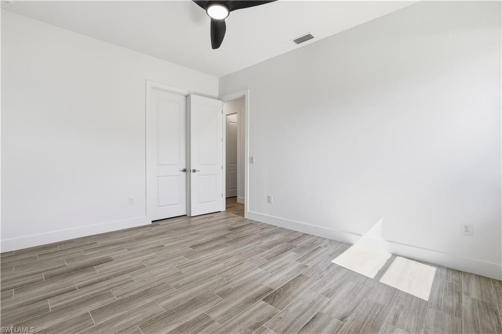 609 39th Ave, Cape Coral, FL 33993-27