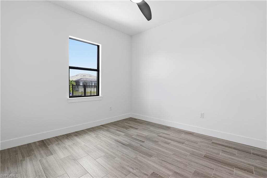 609 39th Ave, Cape Coral, FL 33993-30