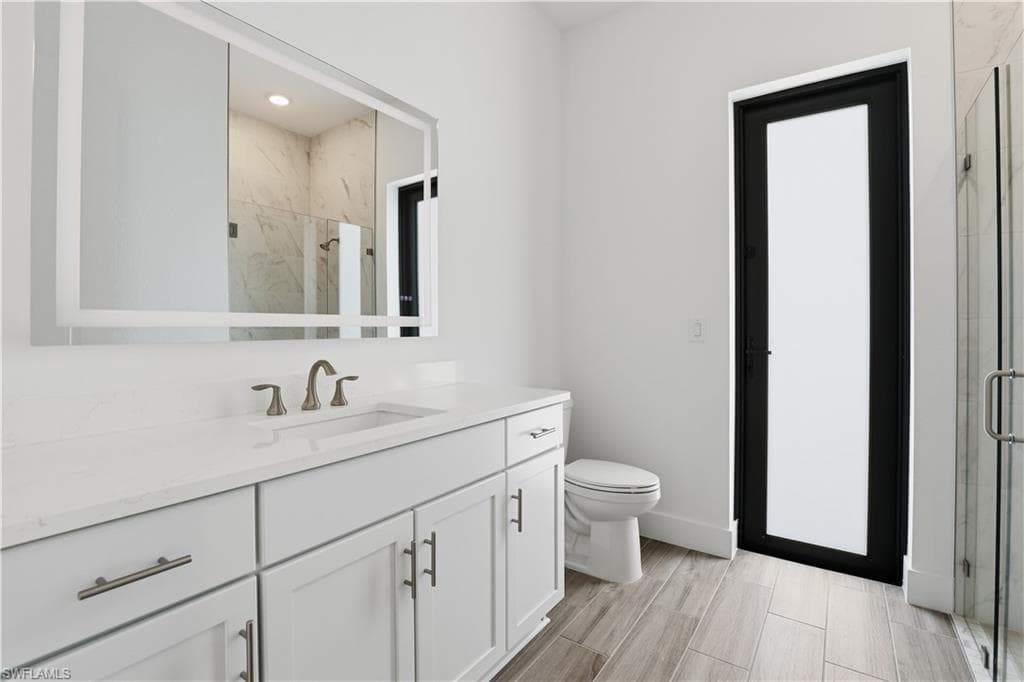 609 39th Ave, Cape Coral, FL 33993-33