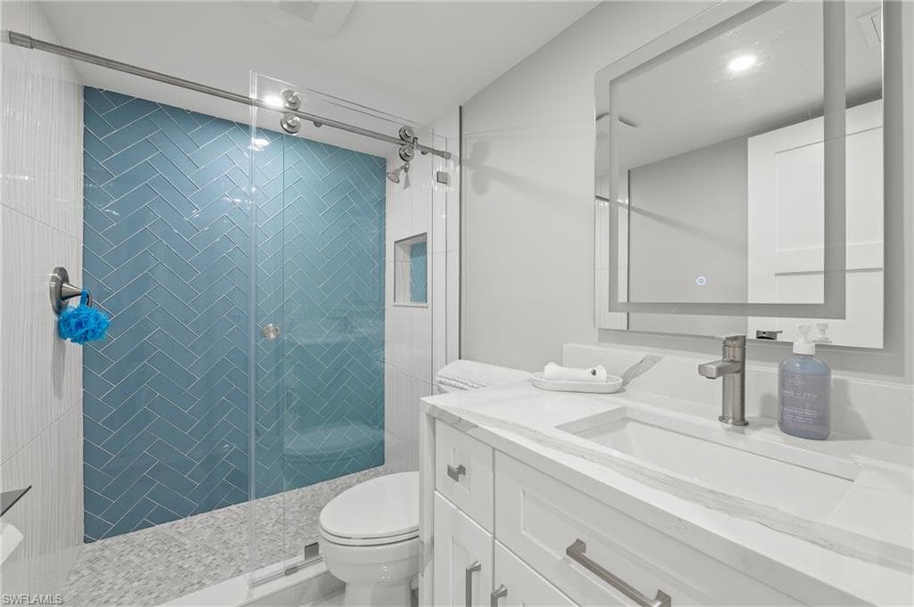 8765 Lateen Ln 203, Fort Myers, FL 33919-13