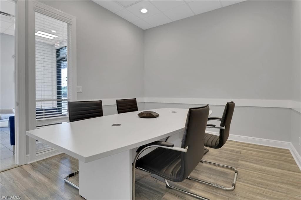 2800 Davis Blvd 212, Naples, FL 34104-10