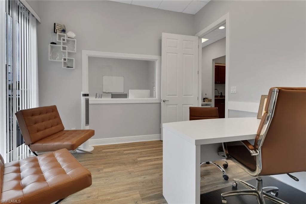 2800 Davis Blvd 212, Naples, FL 34104-13