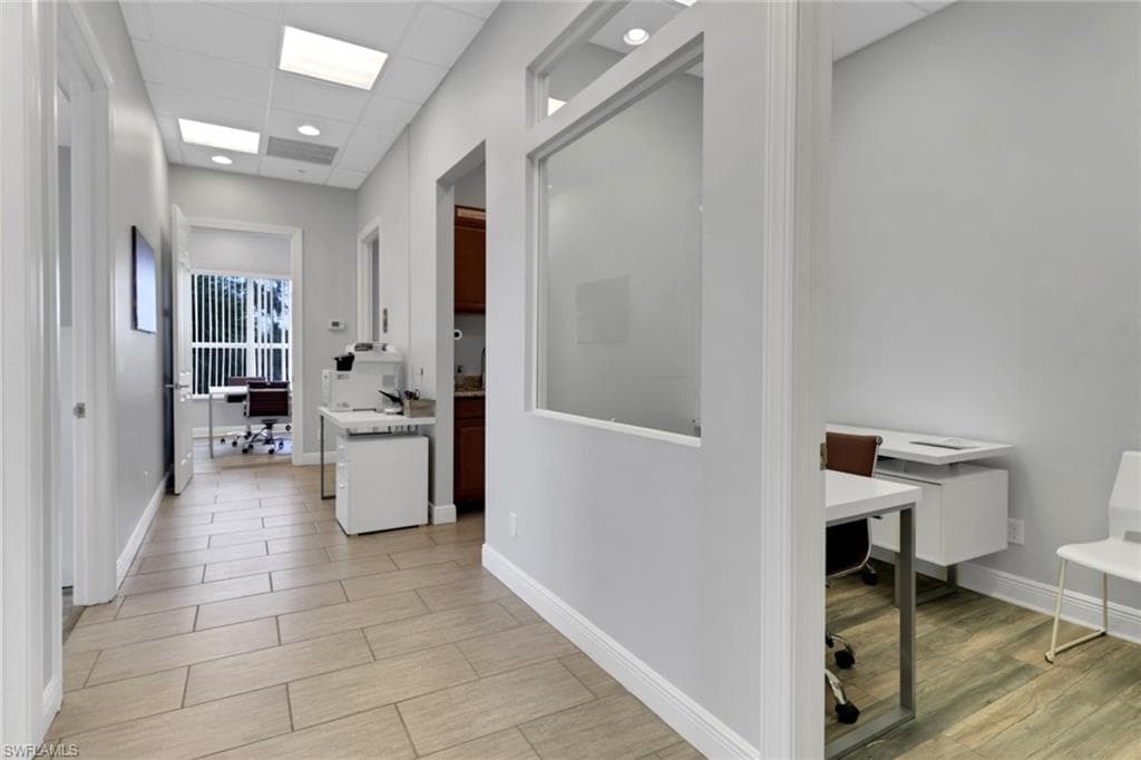 2800 Davis Blvd 212, Naples, FL 34104-19