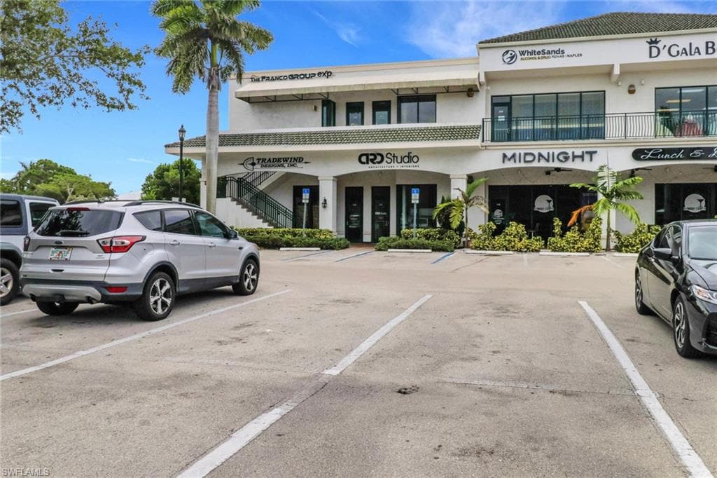 2800 Davis Blvd 212, Naples, FL 34104-1
