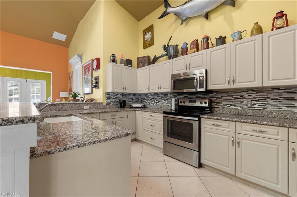 27161 Flamingo Dr, Bonita Springs, FL 34135-19