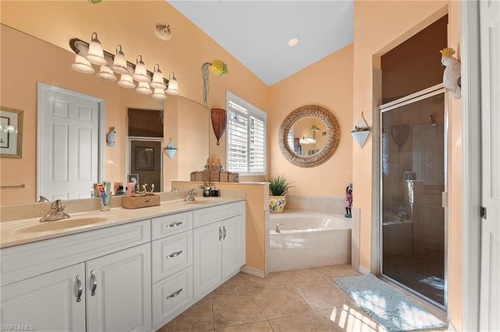 27161 Flamingo Dr, Bonita Springs, FL 34135-23