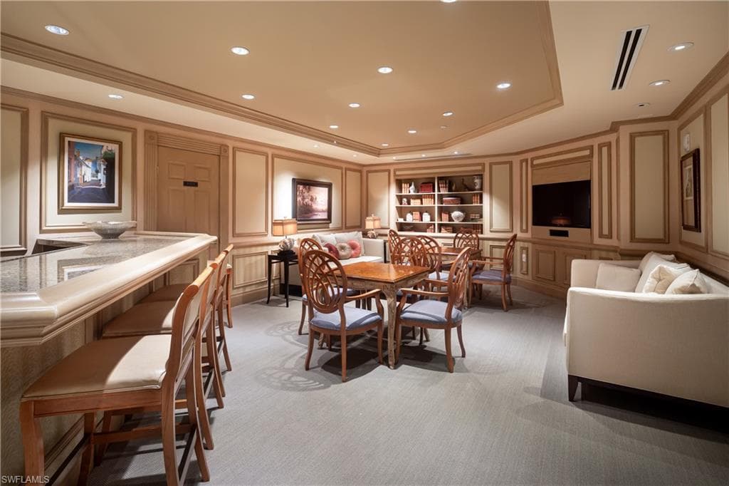 7117 Pelican Bay Blvd 1103, Naples, FL 34108-24