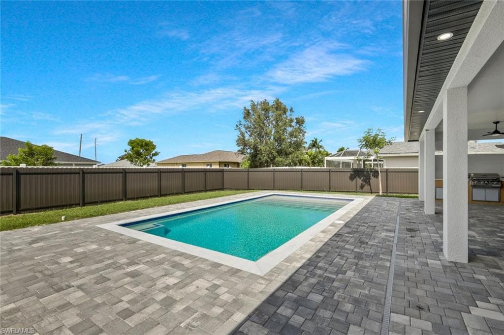 224 14th Pl, Cape Coral, FL 33993-28