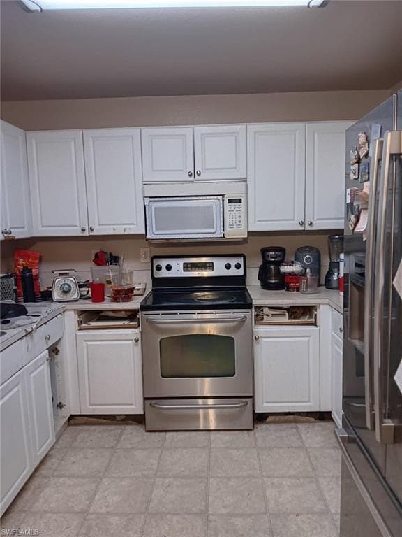 2402 11th St, Lehigh Acres, FL 33936-3