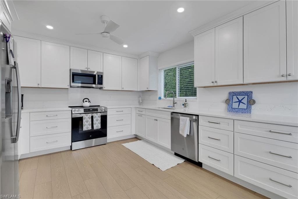 4160 Crayton Rd A4, Naples, FL 34103-9