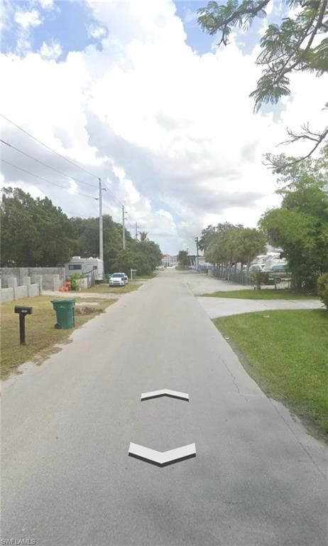 2923 Terrace Ave, Naples, FL 34104-3