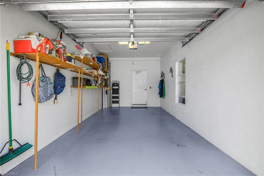 9185 Michael Cir 1203, Naples, FL 34113-29