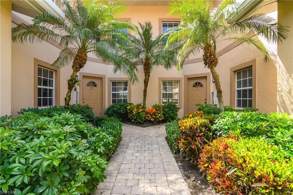9185 Michael Cir 1203, Naples, FL 34113-5