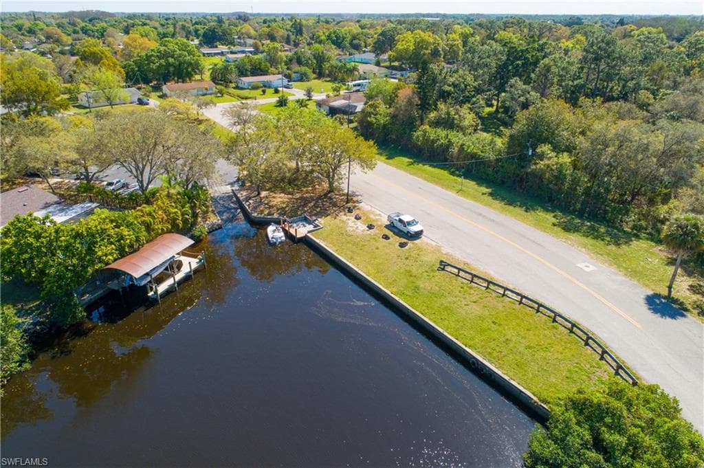 13209 5th St, Fort Myers, FL 33905-5