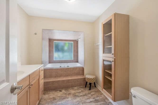 778 Broad Ct S, Naples, FL 34102-18