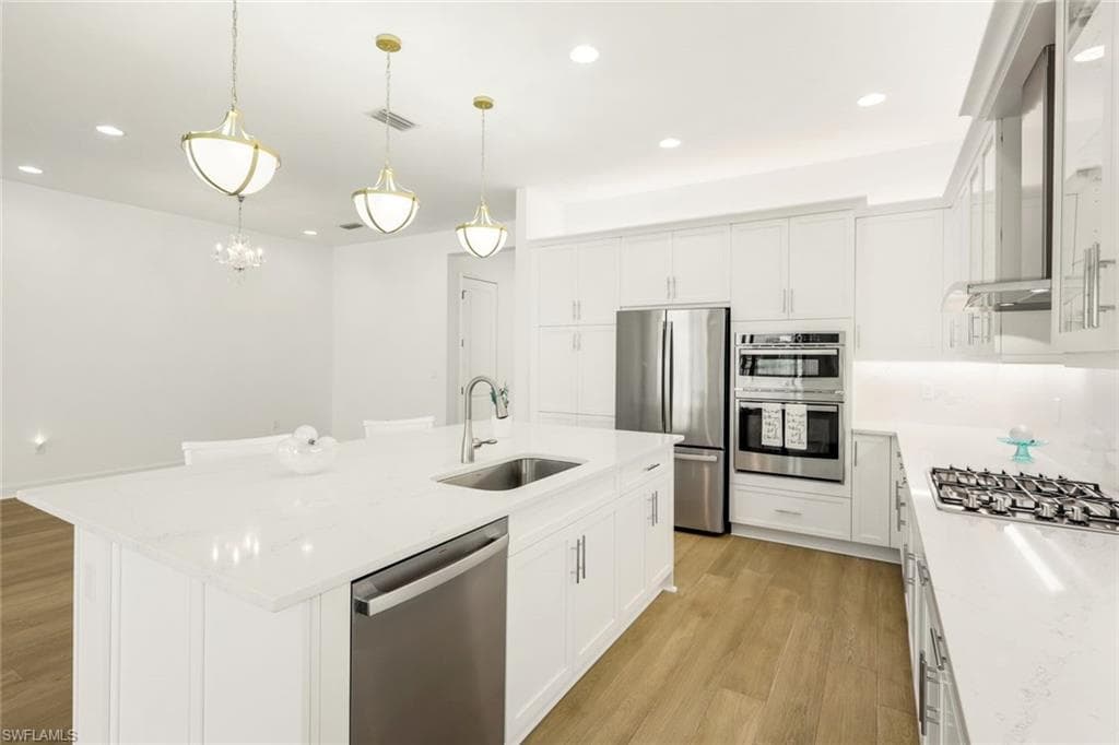 12243 Lotus Ave, Naples, FL 34120-6