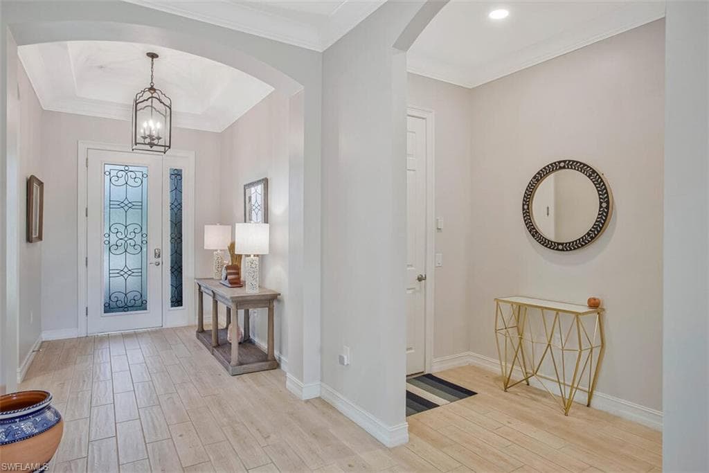 1422 Mockingbird Dr, Naples, FL 34120-9