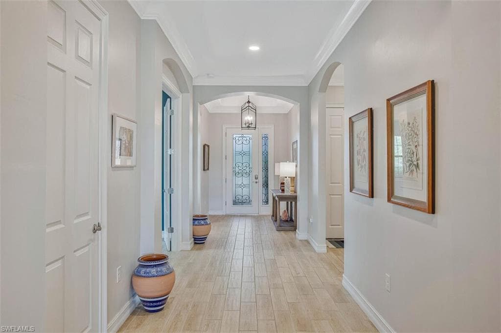 1422 Mockingbird Dr, Naples, FL 34120-10