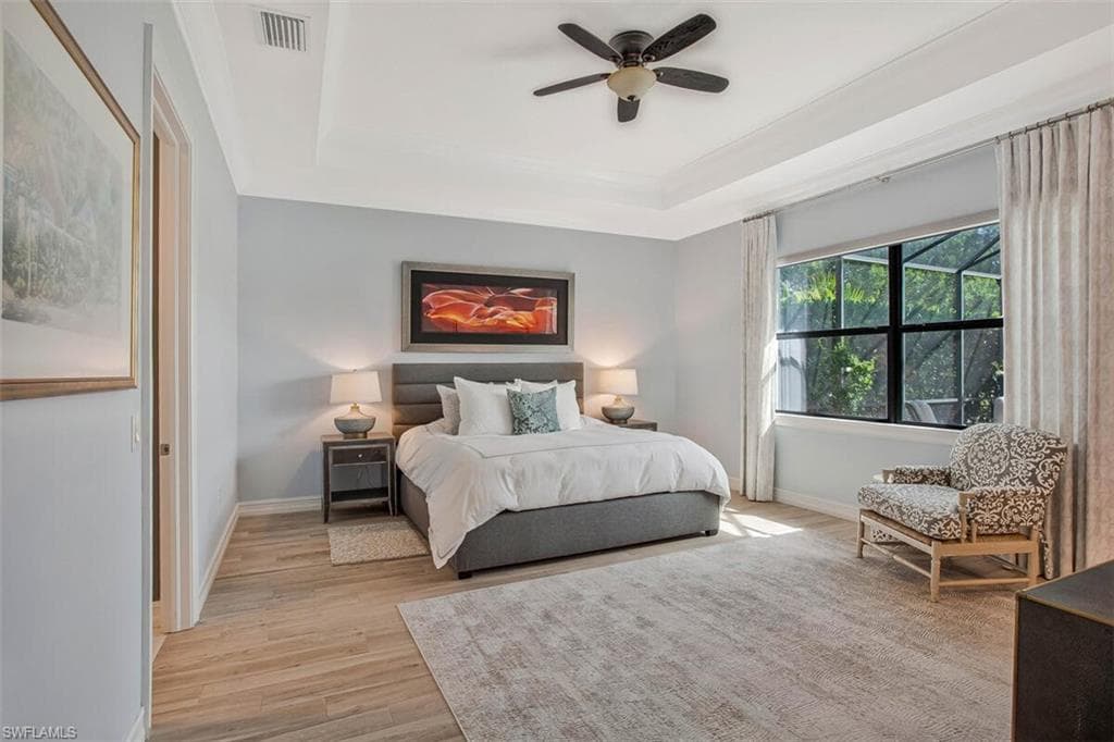 1422 Mockingbird Dr, Naples, FL 34120-23