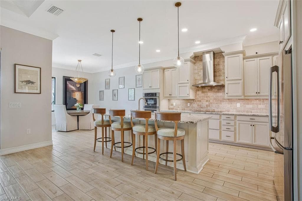 1422 Mockingbird Dr, Naples, FL 34120-29