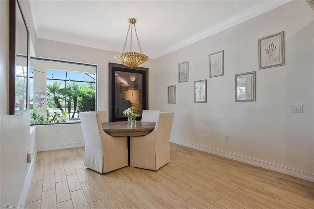 1422 Mockingbird Dr, Naples, FL 34120-34