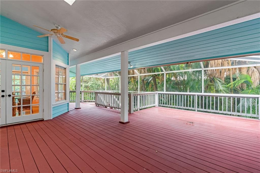 380 Periwinkle Ct, Marco Island, FL 34145-31