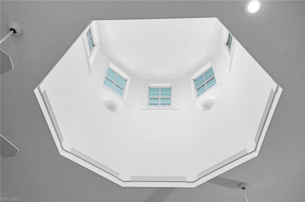 380 Periwinkle Ct, Marco Island, FL 34145-7