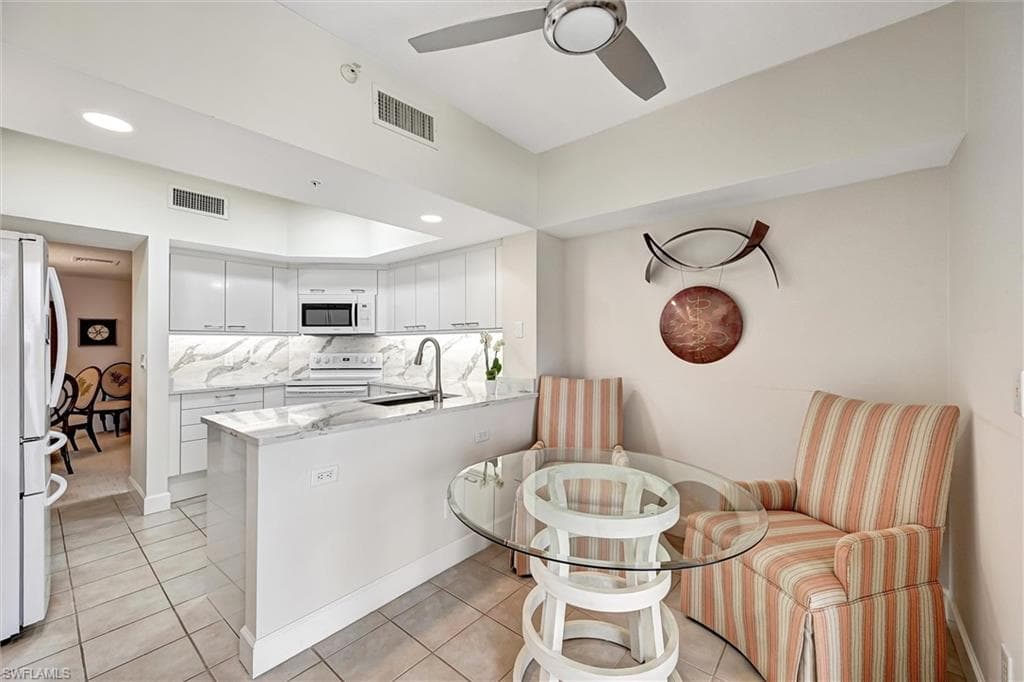 980 Cape Marco Dr 902, Marco Island, FL 34145-19