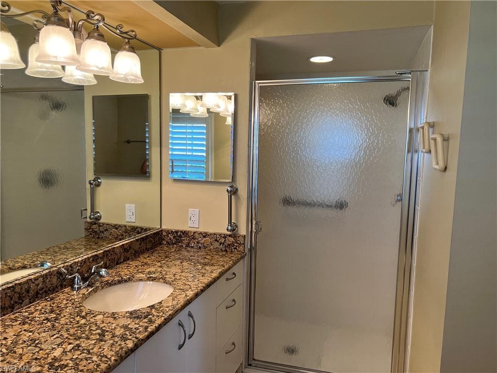 2506 Orchid Bay Dr Z-104, Naples, FL 34109-13