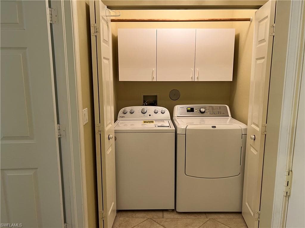 2506 Orchid Bay Dr Z-104, Naples, FL 34109-16